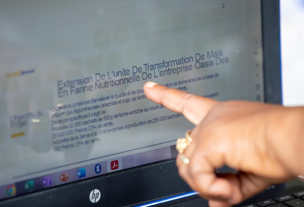 RuralInvest ouvert sur un PC au Bénin